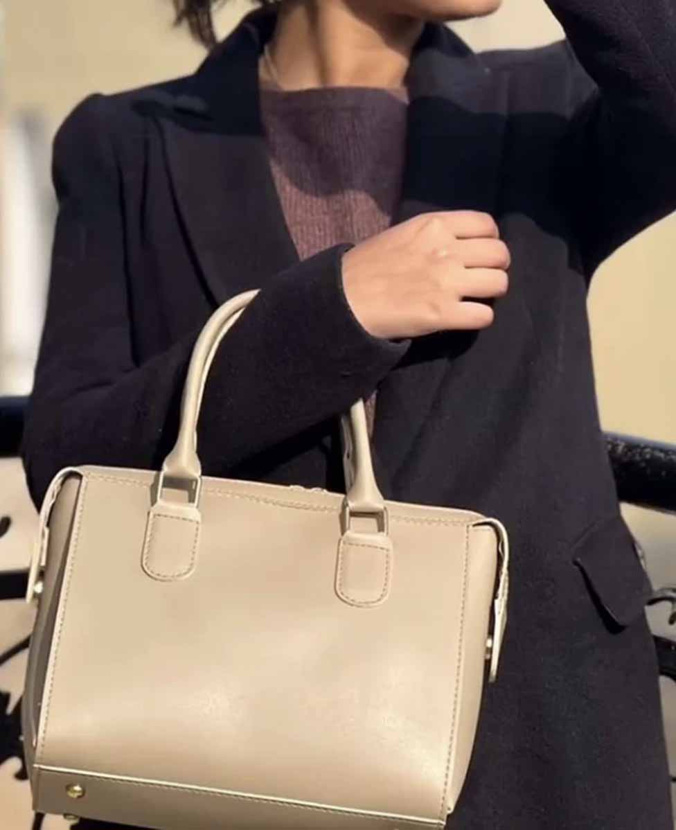 OVAL - Beige 3 Pieces Handbag